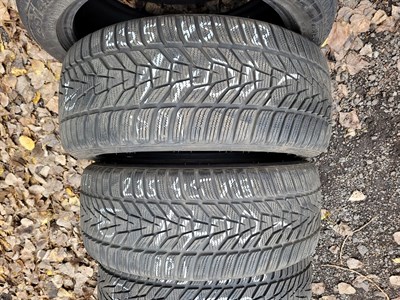 235/45 R18 98V zimní použité pneu HANKOOK WINTER Í CEPT EVO 2
