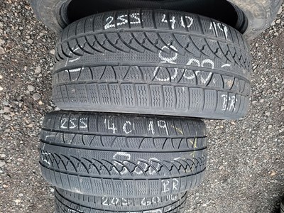 255/40 R19 100V zimní použité pneu PETLAS SNOW MASTER (1)