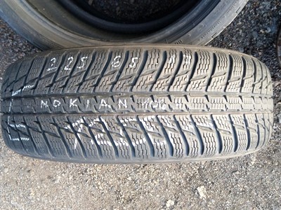 225/65 R17 106H zimní použitá pneu NOKIAN WR SUV 3